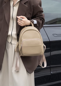 <span class=keywords><strong>Zaino</strong></span> da Donna in Vera Pelle Morbida alla Moda, Borsa a Spalla Multicolore per Pendolarismo Quotidiano e Viaggi - Product Image 4