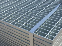 Heetgedoopte gegalvaniseerde aluminiumlegering koolstofstaal zwaarbelastbaar roosterplaat antislip gekarteld industrieel vloer drainage systeem