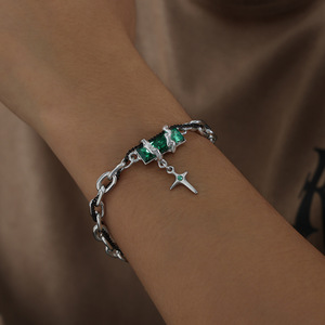 Joyería impermeable pulsera <span class=keywords><strong>de</strong></span> circón <span class=keywords><strong>de</strong></span> color cuadrado <span class=keywords><strong>Cadena</strong></span> <span class=keywords><strong>de</strong></span> doble capa hipoalergénica pulsera <span class=keywords><strong>de</strong></span> acero inoxidable apilada joyería - Product Image 5