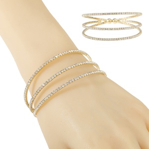 <span class=keywords><strong>Bracelet</strong></span> ouvert élastique en fil métallique à <span class=keywords><strong>3</strong></span> <span class=keywords><strong>rangs</strong></span> avec strass, style classique européen et américain pour femmes, vente en gros d'usine - Product Image 1