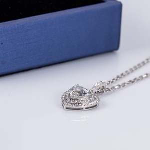 Messi Jewelry 18k White Gold Vintage Romantic halo Style <b>Heart</b> <b>Shape</b> Lab Grown Diamond Pendant Necklace - Product Image 4