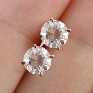 Orecchini con Diamanti Taglio OEC, Moissanite Sintetica Rotonda Stile Antico Europeo 7mm, Orecchini a Perno in Oro Rosa 10k - Product Image 5
