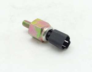 Interrupteur de pression d'huile de haute qualité 320/04046 pour JCB 3CX, 4CX, 5CX, 214, 215 et 217 - Product Image 4