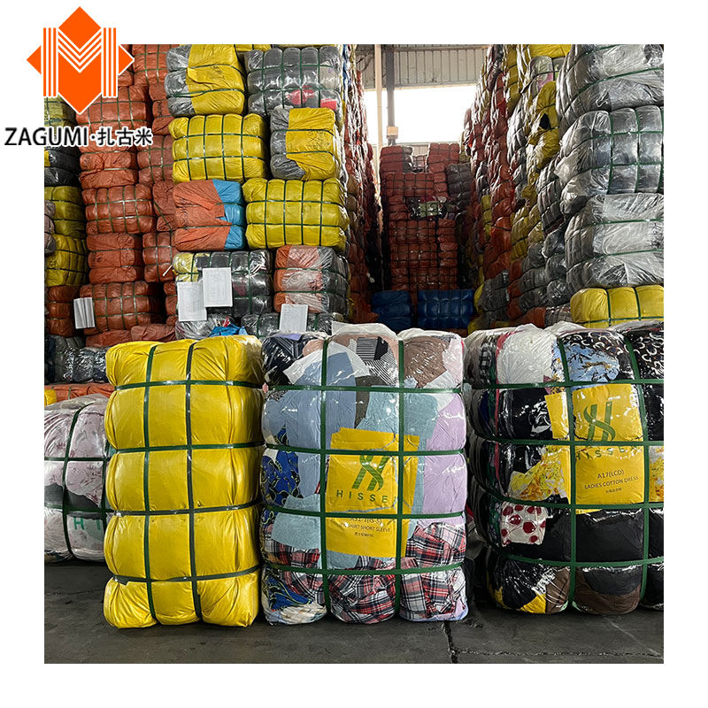 Merek Pakaian La Belanja Fashion Berkualitas Tinggi dan Trendi