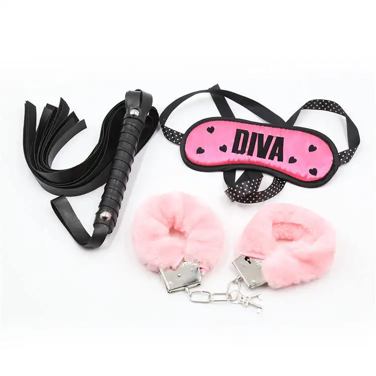 GF Sexspielzeug Pink Dreiteilige Augen maske Leder Peitsche Plüsch Handschellen Bondage Bdsmadult Spielzeug für Paare Leistung Sex Zubehör