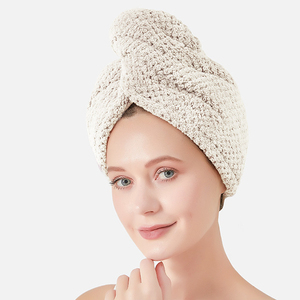 <span class=keywords><strong>Serviette</strong></span> de <span class=keywords><strong>cheveux</strong></span> en <span class=keywords><strong>microfibre</strong></span> pour femmes bouton tissu tricoté rapide à séchage rapide pour usage domestique - Product Image 5