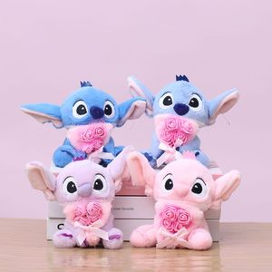 Pendentif de sac, porte-clés et poupée en peluche super douce en forme de rose, inspiré du personnage de dessin animé Stitch, très populaire sur internet - Product Image 1