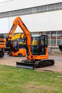 Miniexcavadora China Usada Lonking 3.5t, Excavadora Usada CDM6035 con Certificación CE y EPA - Product Image 6