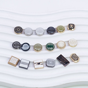 Biểu Tượng Tùy Chỉnh Fastener Prong Kim Loại Vuông Thobe Snap Nút <span class=keywords><strong>20Mm</strong></span> Kẽm Hợp Kim Flatback Phong Cách Có Thể Giặt May Mặc Nút Mạ - Product Image 3