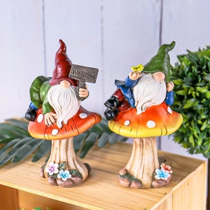 Statue en résine naine à barbe blanche peinte à la main thème d'amour écologique ornements <span class=keywords><strong>de</strong></span> <span class=keywords><strong>jardin</strong></span> <span class=keywords><strong>de</strong></span> bienvenue transfrontaliers décorations pour - Product Image 3