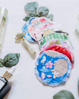 Démaquillant |   Serviette pour le visage |   Flannel Scrubby |   Gommage doux |   Disques de coton |   Lingettes démaquillantes |   Tampon facial réutilisable