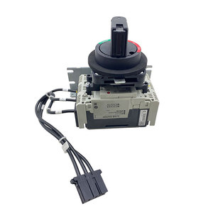Armoire de commande de robot FANUC BW50EAG avec disjoncteur et interrupteur d'isolement - Product Image 2