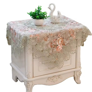 Nappe <span class=keywords><strong>de</strong></span> chevet <span class=keywords><strong>de</strong></span> luxe beige en dentelle, style européen, brodée, protège-poussière pour <span class=keywords><strong>table</strong></span> <span class=keywords><strong>de</strong></span> nuit, couvre-<span class=keywords><strong>table</strong></span> carré pour la décoration intérieure - Product Image 1