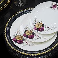Elegantes Klassisches Roségold-Rand Porzellan-Geschirrset Florales Keramik-Tafelservice für Zuhause Bankett Hochzeit Geschenk Spülmaschinen- und Ofenfest