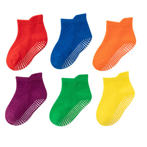 6 paires/<span class=keywords><strong>lot</strong></span> <span class=keywords><strong>de</strong></span> chaussettes antidérapantes en coton pour enfants <span class=keywords><strong>de</strong></span> 0 à 6 ans avec poignées en caoutchouc pour garçons et filles - Product Image 2