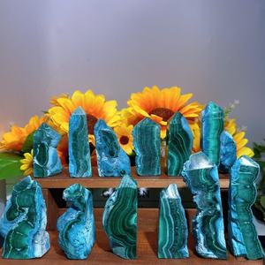 En gros, Tour <span class=keywords><strong>de</strong></span> cristal <span class=keywords><strong>de</strong></span> quartz brut naturel en chrysocolle et <span class=keywords><strong>malachite</strong></span>, pointe <span class=keywords><strong>de</strong></span> guérison, pour <span class=keywords><strong>la</strong></span> décoration - Product Image 2