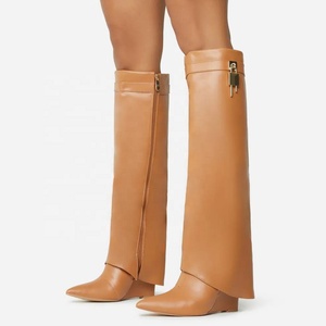Botas Largas de Invierno para Mujer Shark Lock con Punta Puntiaguda, Tacón Alto de Cuña, Diseño Superpuesto, Estilo Pantalón, Botines Personalizados hasta la Rodilla, Antideslizantes - Product Image 1