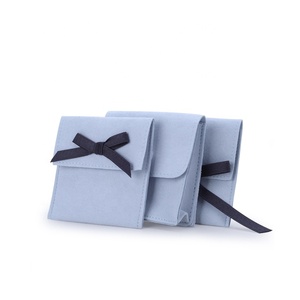 Hot Bán Biểu Tượng Tùy Chỉnh Chất Lượng Cao Màu Xanh Đồ Trang Sức Pouch Nút Phong Bì Với Ribbon <span class=keywords><strong>Bow</strong></span> Bông Tai Quà Tặng Đóng Gói Túi Nhung - Product Image 1