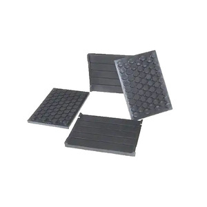 Coussin en caoutchouc rainuré pour traversée <span class=keywords><strong>de</strong></span> voie ferrée sous traverses en béton - Product Image 3