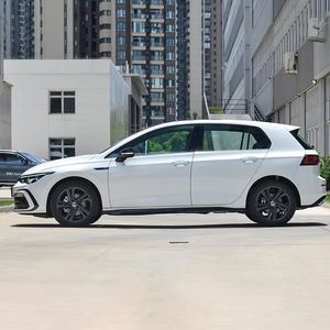 Usado para Golf <span class=keywords><strong>2022</strong></span> 1.4TSI 8 R-Line Sedán Automático 1-25000 Millas Asientos de Cuero Luces LED Techo Solar - Product Image 2