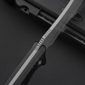 Cuchillo de Caza y Camping Industrial Micro Tech Arbitrator, Hoja de Acero Inoxidable, Mango G10, Punta Caída, 20.5cm, Personalizable - Product Image 3