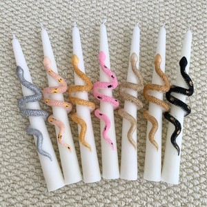 Candela a Forma di Serpente in Cera di Soia Premium, Candela Unica Affusolata Nera, Argento e Oro per Halloween in Vendita all'Ingrosso - Product Image 2