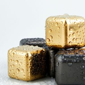 Vente en gros de glaçons carrés en acier inoxydable et pierre de glace dorée réutilisable avec service personnalisé Accessoires de vaisselle - Product Image 1