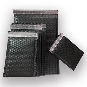 Bao bì đóng gói vận chuyển bằng nhựa có logo tùy chỉnh màu đen, có đệm, dạng túi thư, túi poly, túi bưu điện, túi bong bóng - Product Image 1