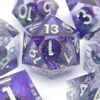 Dés en résine artisanaux bleus en forme de poisson et de dragon, à noyau liquide, polyédriques à bords tranchants, compatibles avec les jeux de rôle D&D