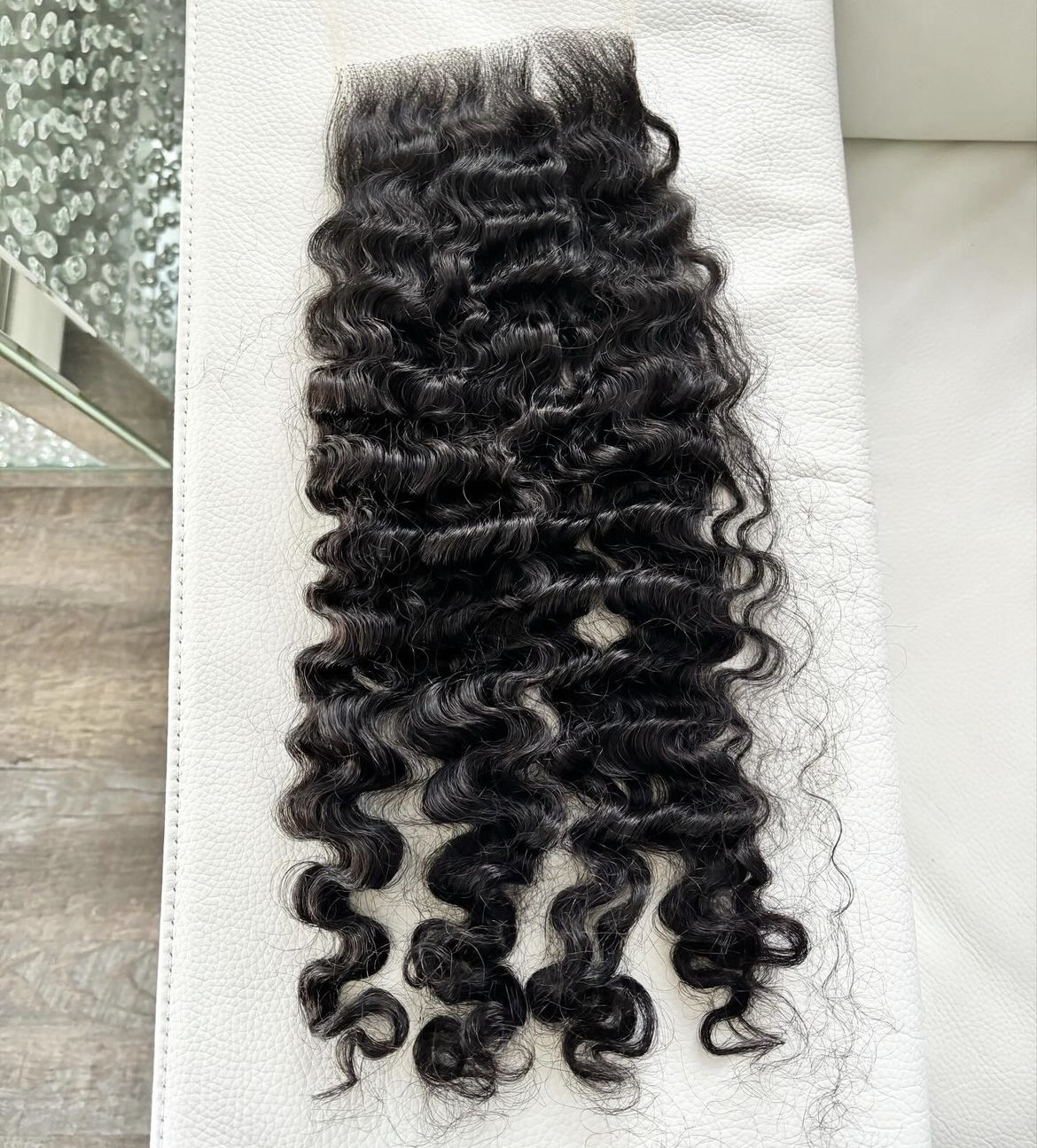 transparent lace closure 4*4 (1pcs only) wave curl