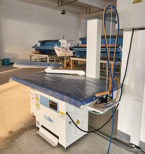 YALIS <span class=keywords><strong>table</strong></span> à <span class=keywords><strong>repasser</strong></span> industrielle à vapeur et chauffage <span class=keywords><strong>table</strong></span> de repassage et de pressage des chemises neuve pour les magasins de vêtements - Product Image 1