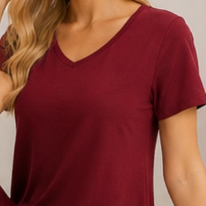 Camicia da Notte Elegante e Traspirante per Donna, Abbigliamento Estivo Personalizzato in Pezzo Unico - Product Image 4