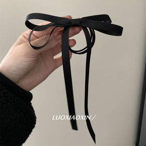 High-end black <b>bow</b> hair <b>clip</b>, Korean style, simple and versatile hair accessory, elegant and minimalist. - Product Image 4