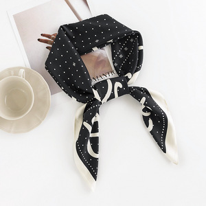 Symboles de la mode Foulards en satin élégants de luxe léger Multi couleur doux 90*90 Foulards Satin - Product Image 6