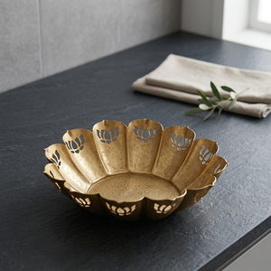 Assiette décorative en bambou faite à la main, forme de fleur, incrustation dorée, design nordique, vaisselle et assiettes pour fêtes - Product Image 6