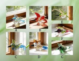 Figurine d'oiseau colibri en verre soufflé artisanal, colorée, ornement d'art déco moderne pour la décoration de table à la maison, mariage, baptême - Product Image 1