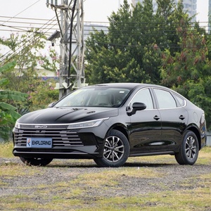 BYD Destroyer 05 DM-i 55KM Edizione Lusso PHEV 5 Posti Berlina 2024 a Basso Consumo Energetico Compatibile con Energia Solare - Product Image 5