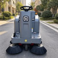 Balayeuse de voirie électrique neuve, à balayage à sec et humide, entièrement fermée, haute efficacité, 9000/h, autonomie de 2-3h