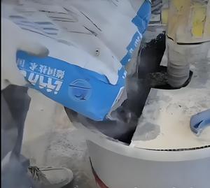 Semen perata mandiri gaya industri, beton tahan api kekuatan fleksibel tinggi