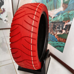 Neumático de Motocicleta Reforzado 130/60-13 T72 de Color Personalizado de Fábrica, Neumático al Vacío con Drenaje Mejorado para el Circuito Tuscan Hill - Product Image 1