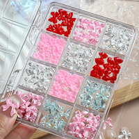 12 Grilles de Breloques Colorées en Résine pour Ongles : Nœuds Papillon, Fleurs, Perles, Strass et Pierres Précieuses – Accessoires de Décoration pour Ongles