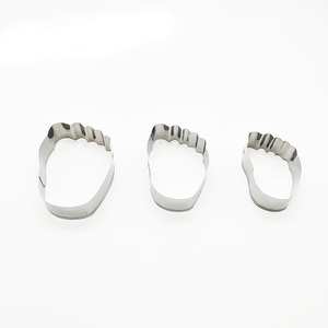 Ensemble de 3 <span class=keywords><strong>emporte</strong></span>-pièces en acier inoxydable en forme de pied / 8/9/<span class=keywords><strong>10</strong></span> <span class=keywords><strong>cm</strong></span> - Product Image 2