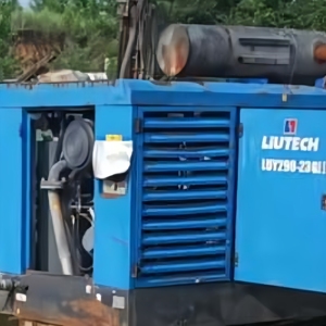 Compresseur d'air à vis pour moteur diesel haute pression Liu TECH 25bar 31m3/min Machines industrielles d'occasion - Product Image 1