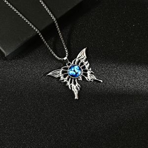 Collier Pendentif Papillon Croix Rétro Cubique Hip-Hop en Acier Inoxydable pour Hommes, Style Vintage, Zircon, Cadeau Tendance pour Hommes et Femmes, Vente en Gros - Product Image 5