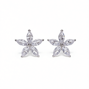 Boucles d'oreilles clous fleur E1292, sertissage griffe diamant rouge, bijoux classiques en cristal pour femme avec diamant et cristal - Product Image 1