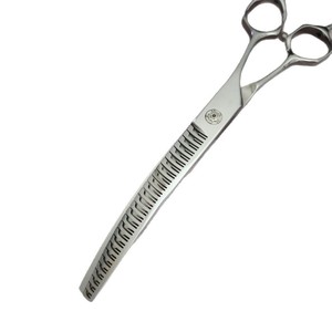 Tijeras de entresacar curvas Md-7 de 7 pulgadas de acero inoxidable para peluquería canina - Product Image 2