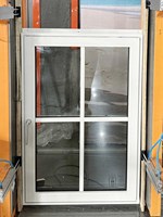 Ventana de Aluminio de Lujo con Marco Delgado y Rejillas, Triple Acristalamiento, Rotura de Puente Térmico, Eficiente Energéticamente