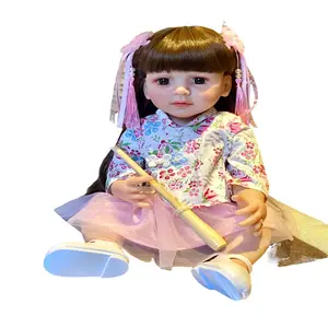 뜨거운 판매 2023 글로벌 무인 다시 태어난 아기 인형 패션 인형 아기 옷의 다른 종류와 아이들을위한 좋은 파트너