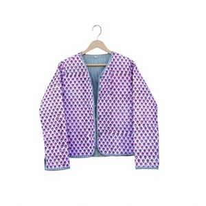 Abrigo de Invierno para Mujer, 100% Algodón Puro, Acolchado Suave, Reversible, Hecho a Mano, Estampado Floral, Estilo Bohemio, Cuello en V, Cierre con Cinturón - Product Image 1