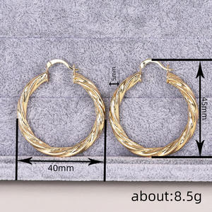 Orecchini a Cerchio Christopher Doranlee in Oro Placcato 18K, Design Intrecciato, Stile Classico Unisex per Uso Quotidiano - Product Image 6